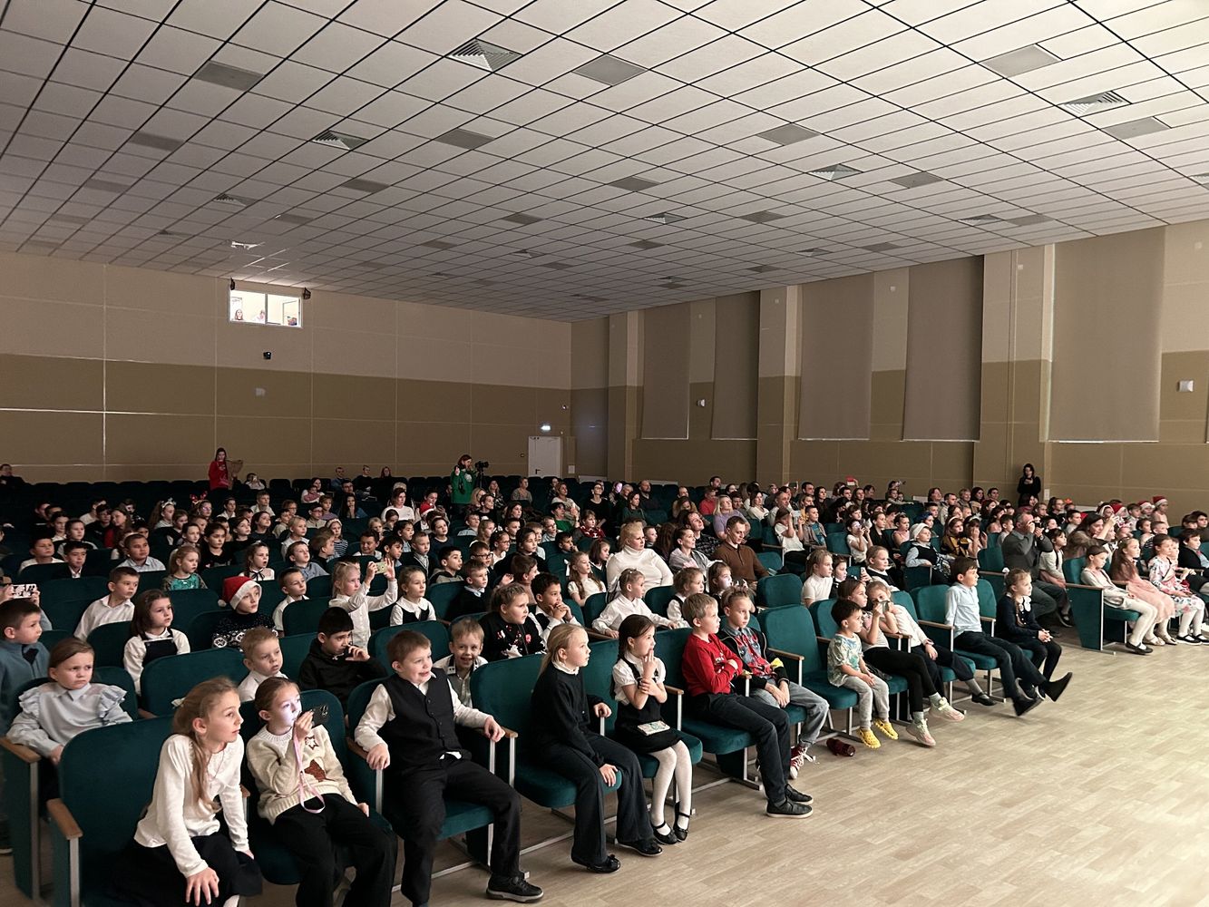 Муха-Цокотуха: сказочный спектакль в школе!