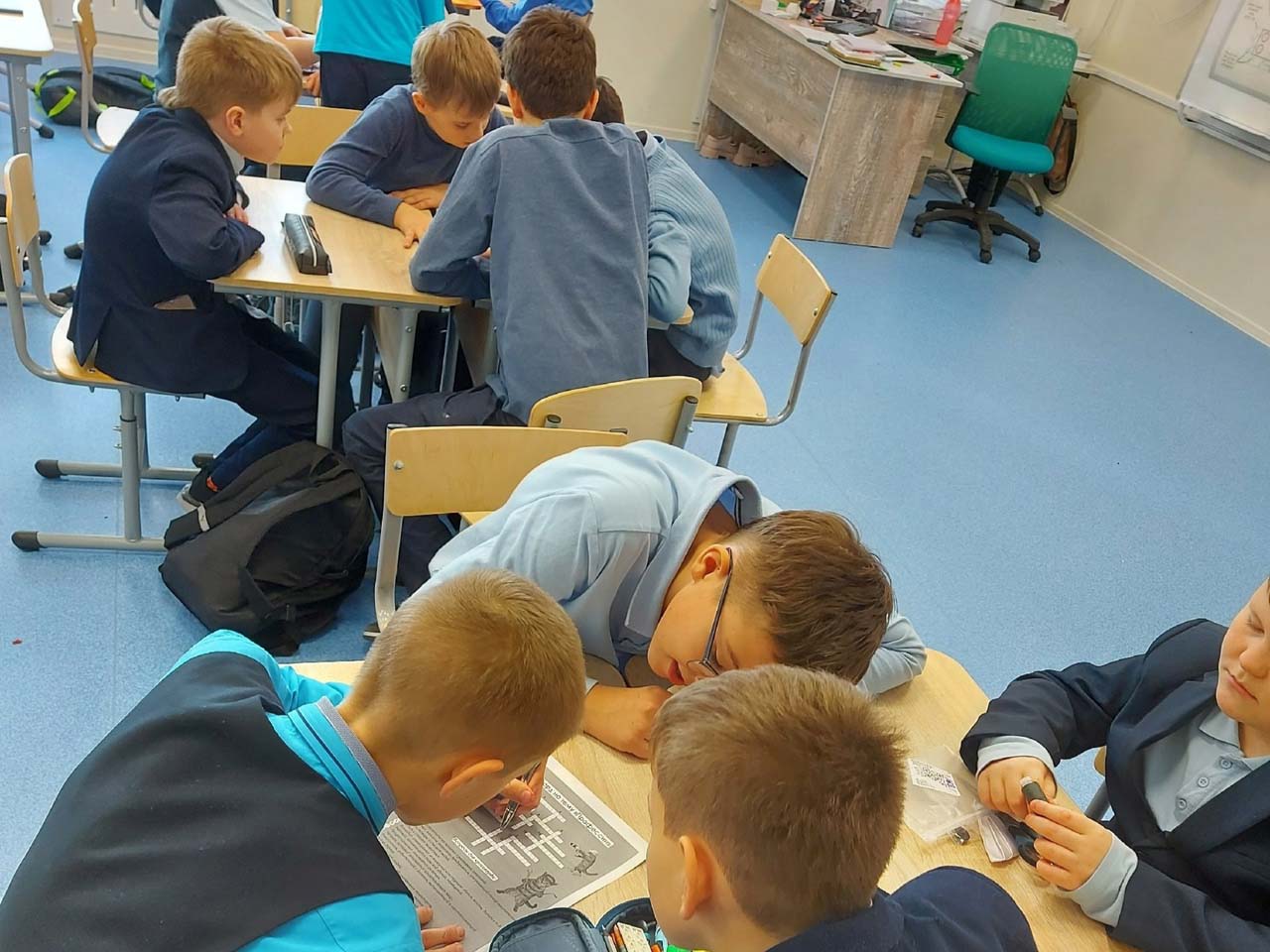 Первая неделя декады Художественно-эстетического цикла: творчество в каждом уроке! Первая неделя декады Художественно-эстетического цикла: творчество в каждом уроке!
